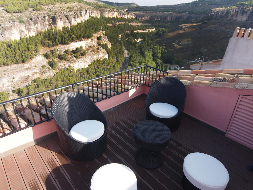 Los Ojos De La Mora Apartamentos Boutique Cuenca  Room photo